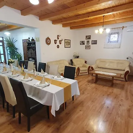 Kekszilva Vendeghaz 3* Pap