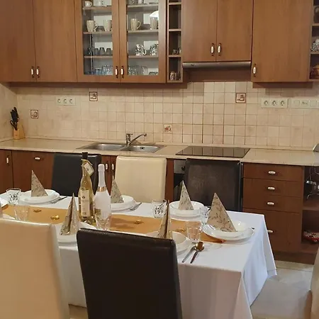Kekszilva Vendeghaz 3* Pap