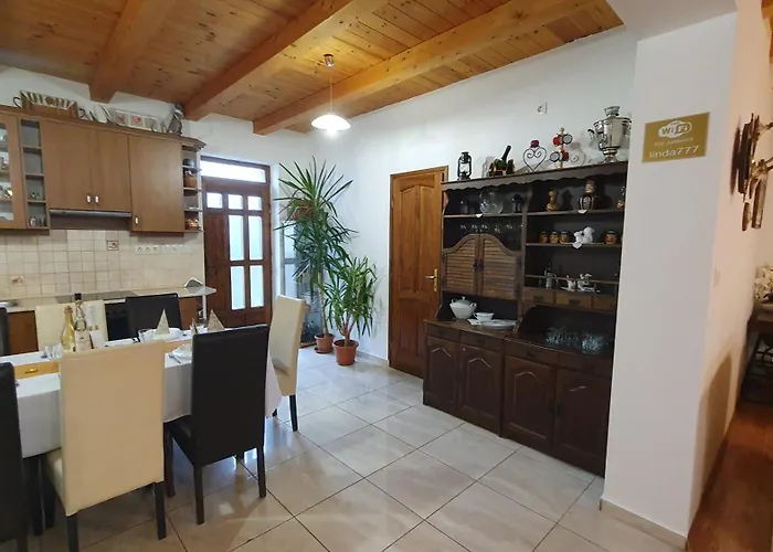 Kekszilva Vendeghaz Pap